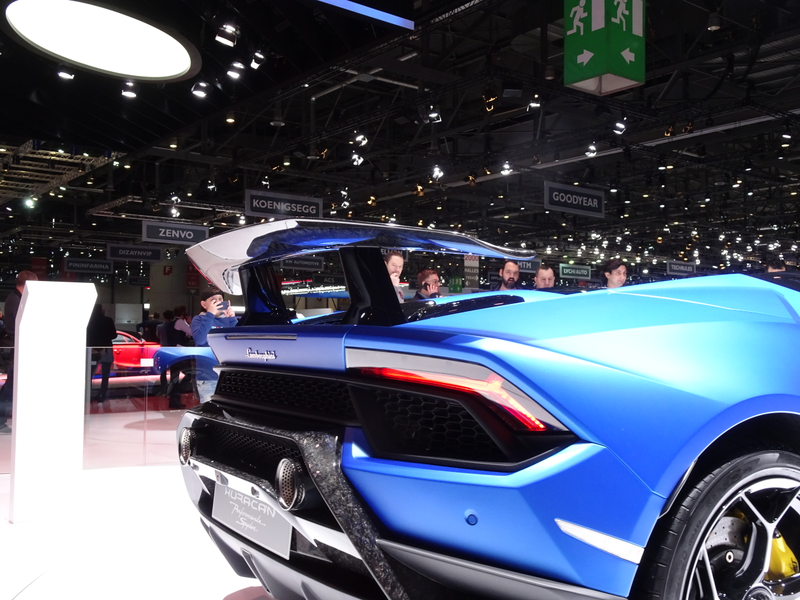 Illustration for article titled The Many Outrageous Wings Of The Geneva Motor Show
